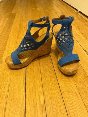 Blue suede Franco Sarto heels